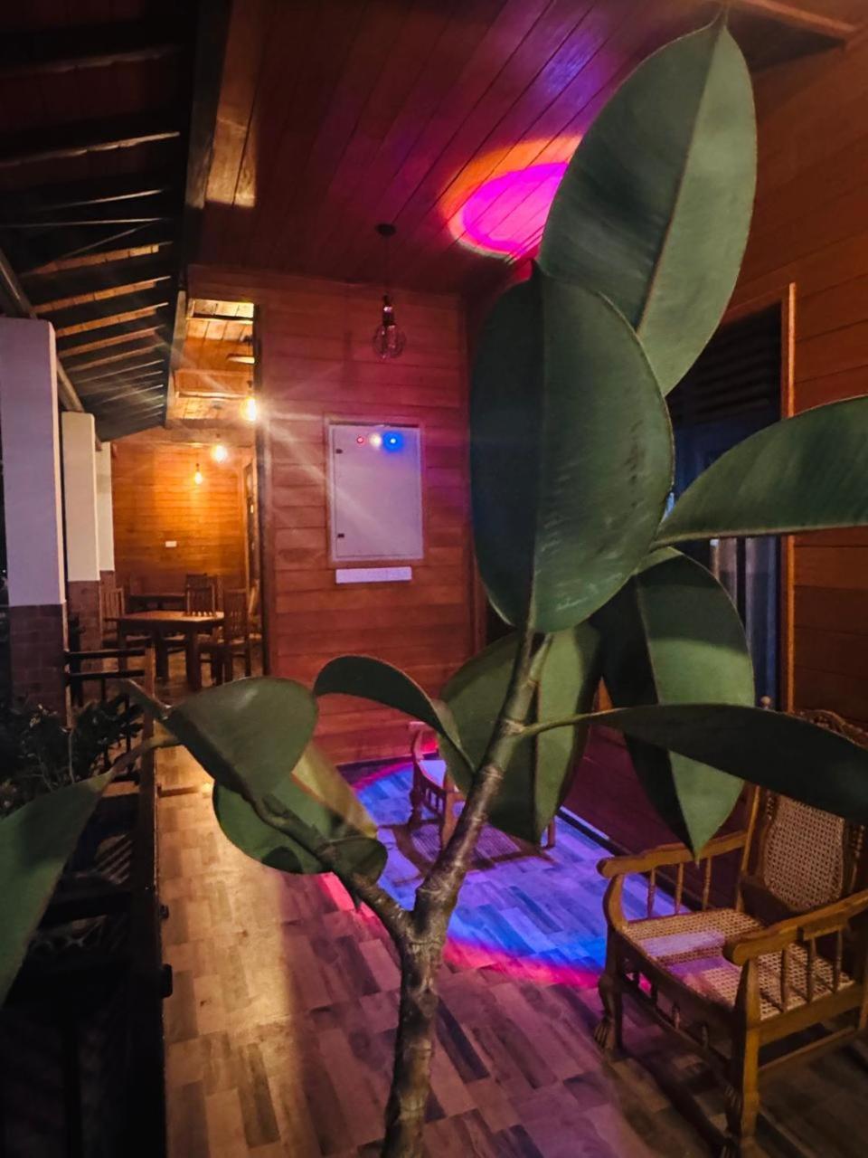 Hotel Sun Mount Adams Peak Nallathanniya Exterior foto