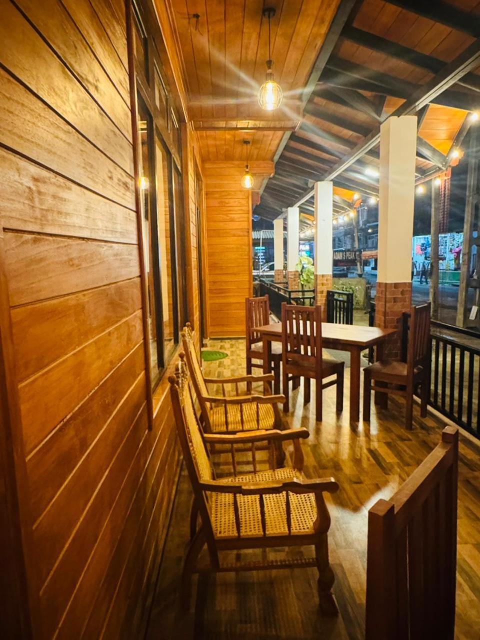Hotel Sun Mount Adams Peak Nallathanniya Exterior foto